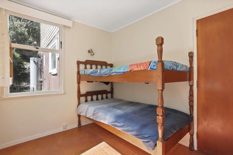 Photo of property in 39 Arapito Road, Titirangi, Auckland, 0604