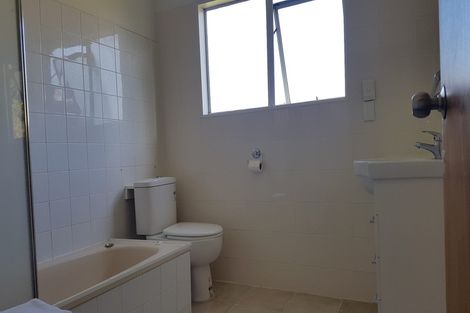 Photo of property in 165 Pine Valley Road, Dairy Flat, Silverdale, 0992