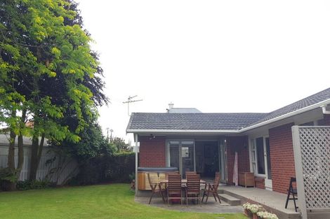 Photo of property in 205a Matsons Avenue, Papanui, Christchurch, 8053