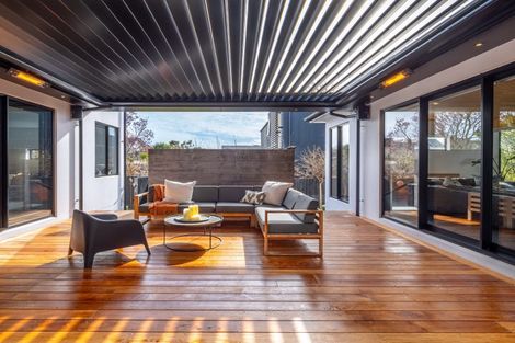 Photo of property in 22b Strowan Road, Strowan, Christchurch, 8052