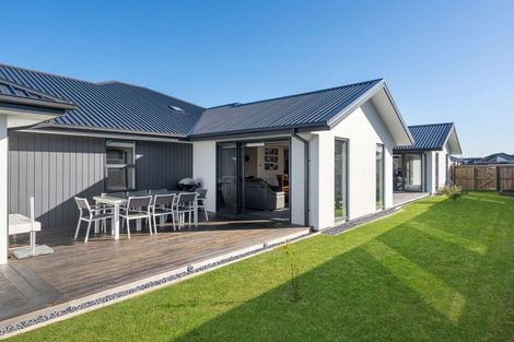 Photo of property in 33 Falcon Road, Rolleston, 7615