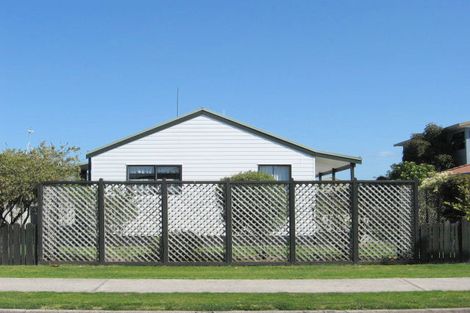 Photo of property in 63b Percy Road, Papamoa Beach, Papamoa, 3118