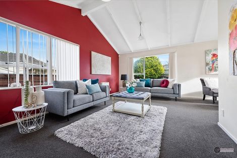 Photo of property in 15a Naenae Road, Naenae, Lower Hutt, 5011