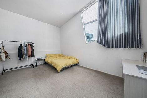 Photo of property in Hb Apartments, 4/3 Holland Street, Te Aro, Wellington, 6011