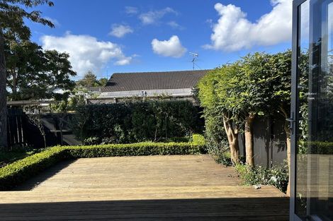 Photo of property in 1/43 Abbotts Way, Remuera, Auckland, 1050