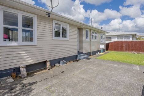 Photo of property in 9 Ferguson Street, Levin, 5510