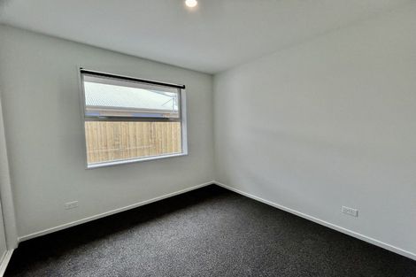 Photo of property in 5/172 Don Buck Road, Massey, Auckland, 0614