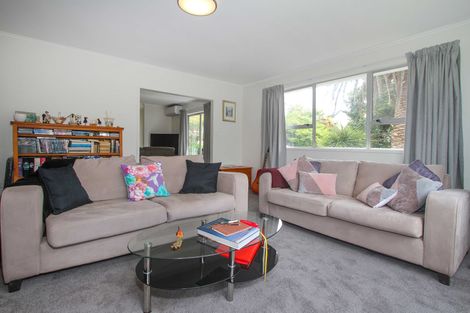 Photo of property in 52 Weatherly Road, Torbay, Auckland, 0630