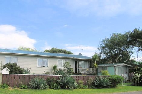 Photo of property in 3 Marjorie Lane, Papamoa Beach, Papamoa, 3118