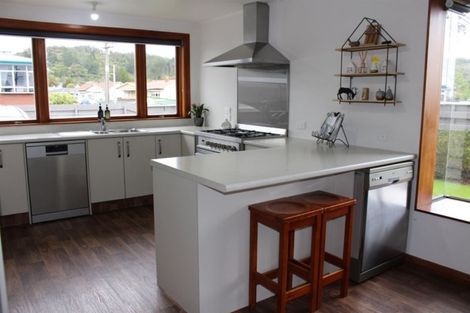 Photo of property in 123 Shakespeare Street, Greymouth, 7805