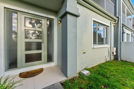 Photo of property in The Rise, 2/11 Hatfield Place, Albany Heights, Auckland, 0632