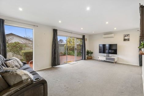 Photo of property in 18 Bayswater Crescent, Bromley, Christchurch, 8062