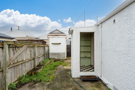 Photo of property in 37 Melbourne Street, South Dunedin, Dunedin, 9012