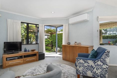 Photo of property in 480c Devonport Road, Tauranga South, Tauranga, 3112