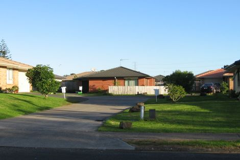 Photo of property in 9a Flat Bush Road, Otara, Auckland, 2023