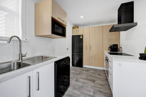 Photo of property in 18 Stanners Street, Eltham, 4322