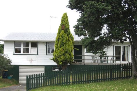 Photo of property in 25 Fordham Street, Beach Haven, Auckland, 0626