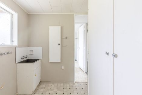 Photo of property in Ex Awariki School, 667 Mangahei Road, Te Uri, Dannevirke, 4973