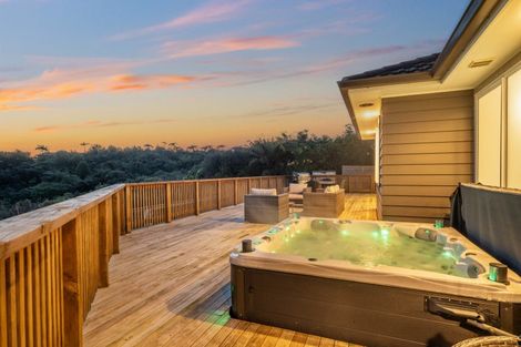 Photo of property in 66 Mount Marua Way, Timberlea, Upper Hutt, 5018