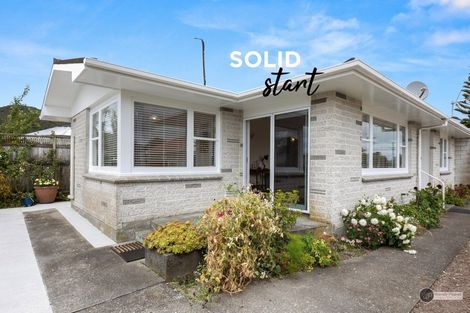 Photo of property in 25a Porutu Street, Fairfield, Lower Hutt, 5011