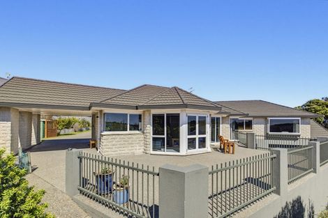 Photo of property in 111 Milne Drive, Paraparaumu, 5032