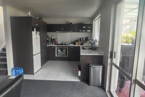 Photo of property in 30 Bruce Pulman Drive, Takanini, 2112