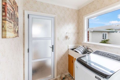 Photo of property in 10 Tawa Street, Levin, 5510