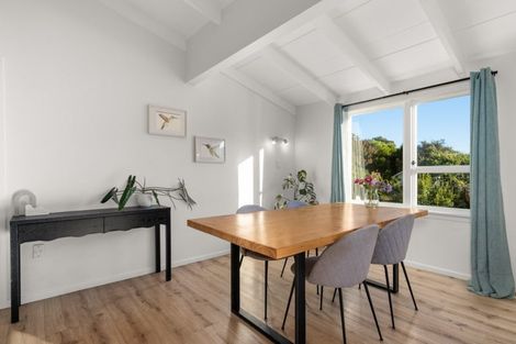 Photo of property in 33 Milton Terrace, Picton, 7220