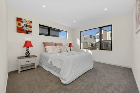 Photo of property in 28 Hearth Street, Flat Bush, 2019