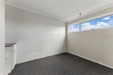 Photo of property in 25 Karamea Crescent, Kelvin Grove, Palmerston North, 4414