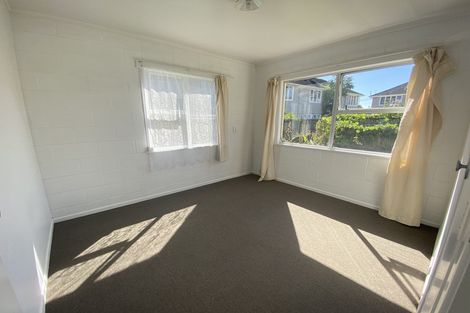 Photo of property in 2/1 Preston Avenue, Mount Albert, Auckland, 1025