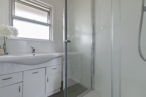 Photo of property in 2/15 Brook Street, Milford, Auckland, 0620