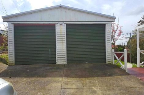 Photo of property in 5 Sunvue Road, Glen Eden, Auckland, 0602