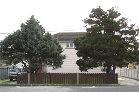 Photo of property in 209 Naenae Road, Naenae, Lower Hutt, 5011