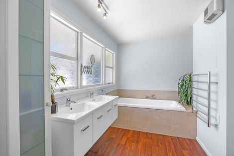 Photo of property in 120 Williams Street, Kaiapoi, 7630