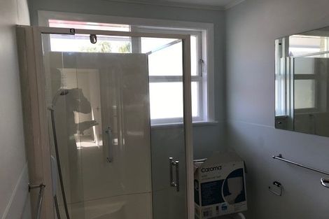 Photo of property in 27 Wai-iti Crescent, Woburn, Lower Hutt, 5010