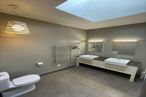 Photo of property in 39 Hendon Street, Edgeware, Christchurch, 8013