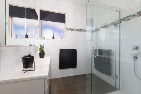 Photo of property in 28 Rayner Road, Huntly, 3700