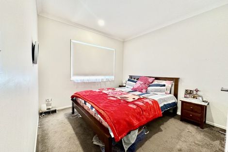 Photo of property in 28 Drumbuoy Drive, Flat Bush, Auckland, 2019