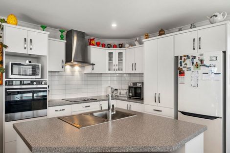 Photo of property in Waterview Estate, 87/4 Greystone Place, Omokoroa, 3114