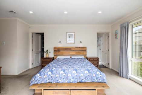 Photo of property in 8 Napoleon Close, Harewood, Christchurch, 8051