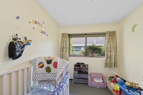 Photo of property in 4/82 Lincoln Road, Hillmorton, Christchurch, 8024