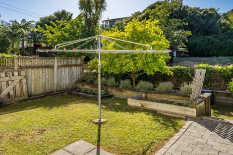Photo of property in 4 Bell Street, Tawa, Wellington, 5028