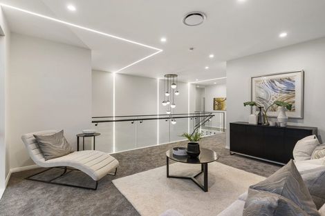 Photo of property in 8 Kumukumu Road, Long Bay, Auckland, 0630