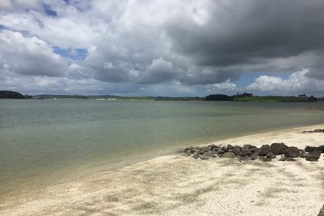 Photo of property in 237 Pahi Road, Pahi, Paparoa, 0571