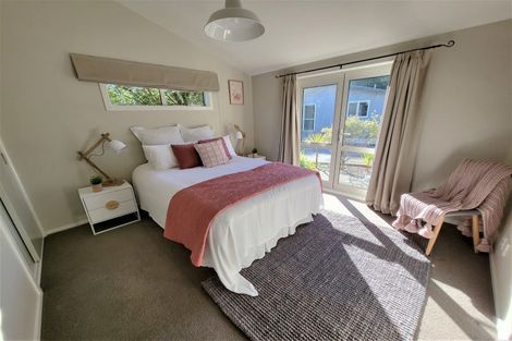 Photo of property in 140 Fraser Avenue, Johnsonville, Wellington, 6037