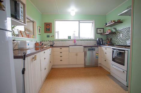 Photo of property in 74 Main Road, Harihari, 7884