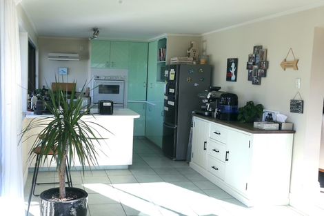 Photo of property in 9 Bay View Road, Bluff Hill, Napier, 4110