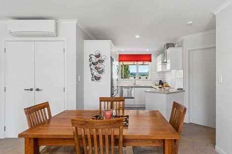 Photo of property in Waterview Estate, 18/4 Greystone Place, Omokoroa, 3114