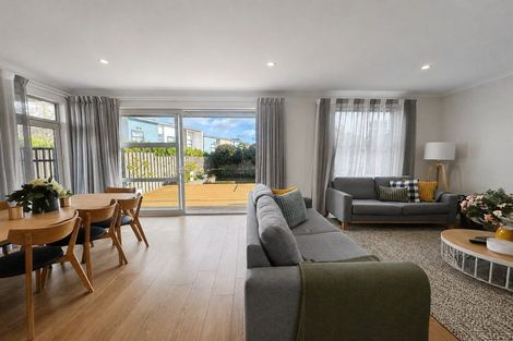 Photo of property in 11 Walter Merton Road, Hobsonville, Auckland, 0616